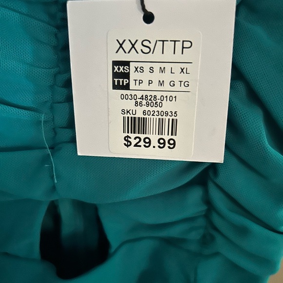 Corset party dresses - Picture 2 of 4